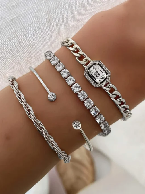 SHEIN 4pcs Rhinestone Decor Bracelet